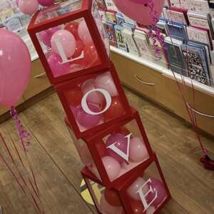 Red Balloon Boxes (4ct)